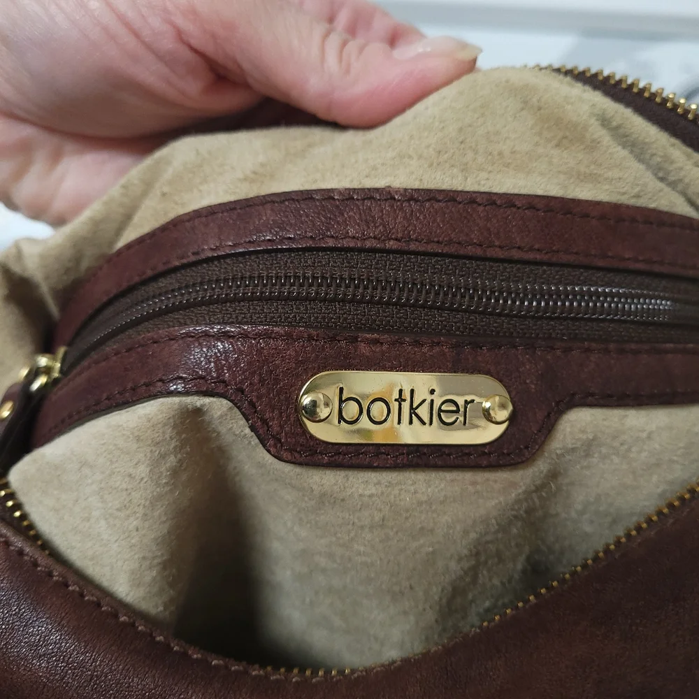Botkier women's leather Hobo handbag Braided strap suede interior gold hardware